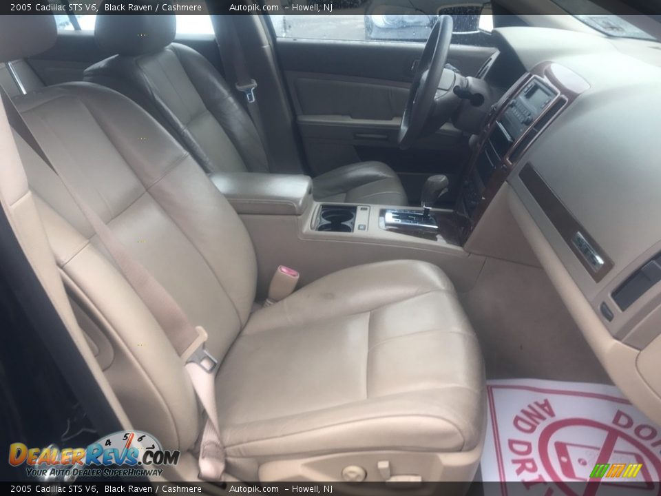 2005 Cadillac STS V6 Black Raven / Cashmere Photo #15