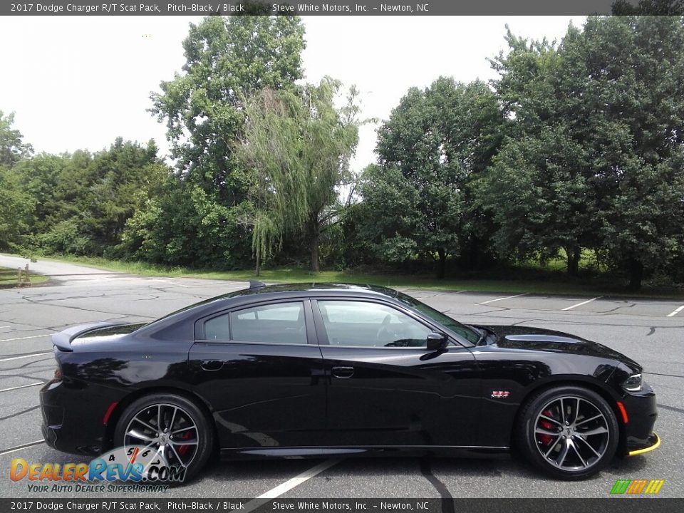 Pitch-Black 2017 Dodge Charger R/T Scat Pack Photo #5