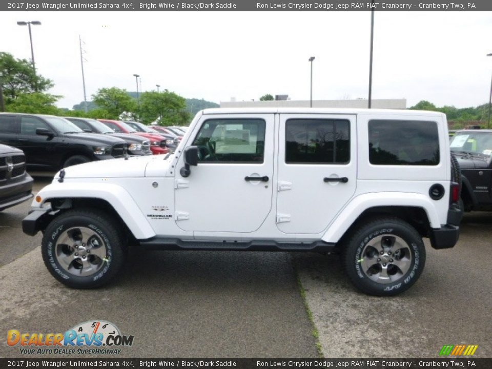 2017 Jeep Wrangler Unlimited Sahara 4x4 Bright White / Black/Dark Saddle Photo #2