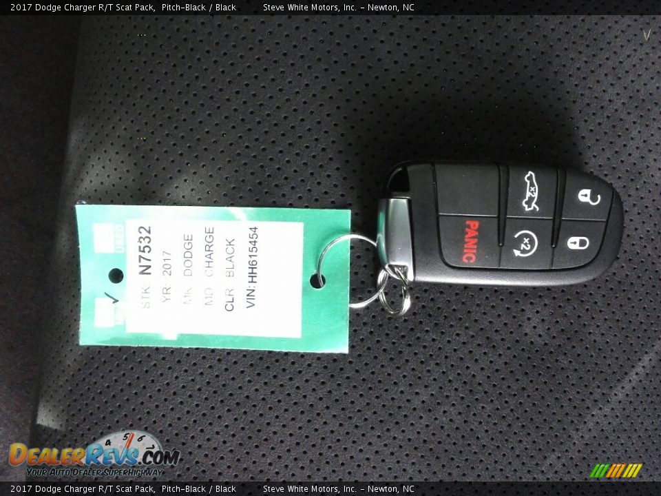 2017 Dodge Charger R/T Scat Pack Pitch-Black / Black Photo #32