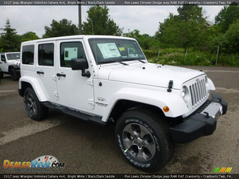 2017 Jeep Wrangler Unlimited Sahara 4x4 Bright White / Black/Dark Saddle Photo #7