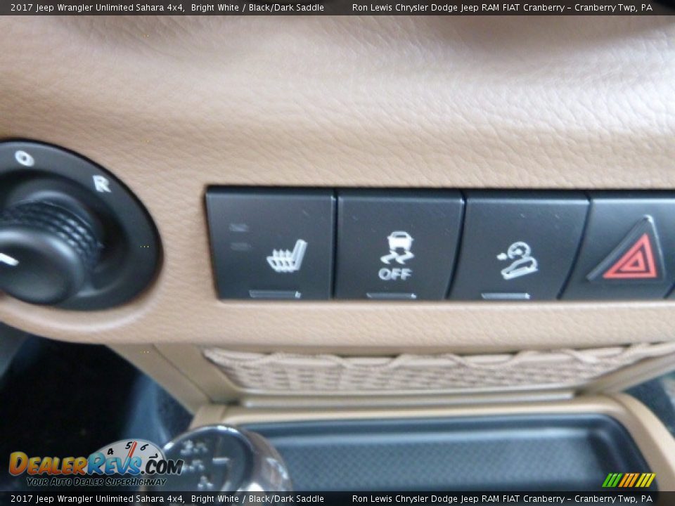 2017 Jeep Wrangler Unlimited Sahara 4x4 Bright White / Black/Dark Saddle Photo #17