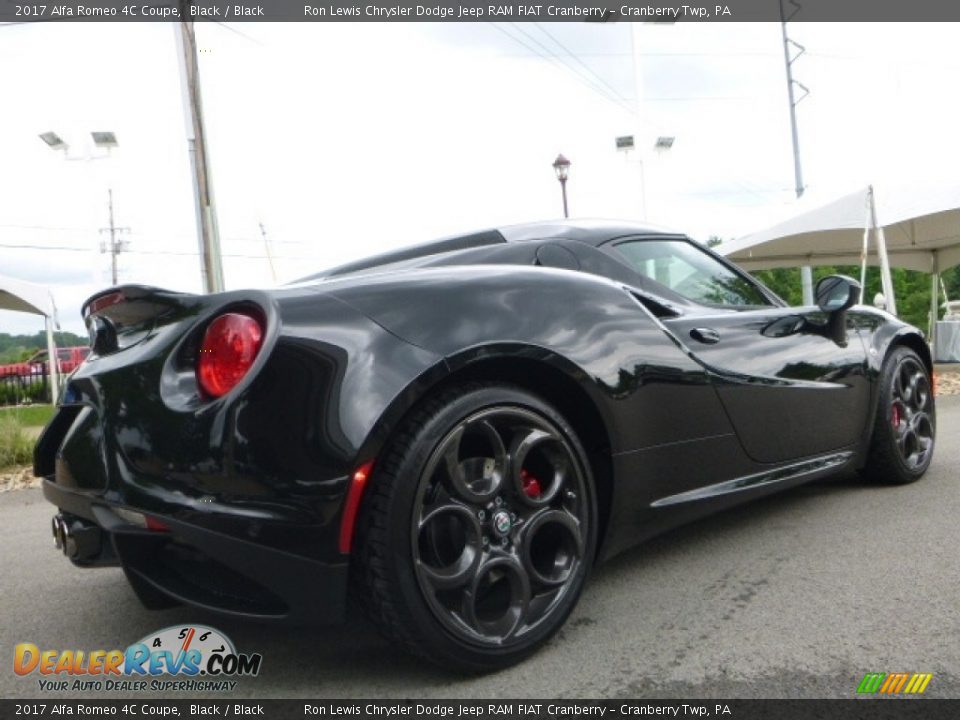 2017 Alfa Romeo 4C Coupe Black / Black Photo #8