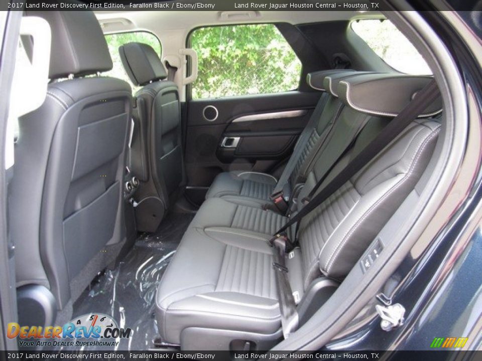 Rear Seat of 2017 Land Rover Discovery First Edition Photo #5