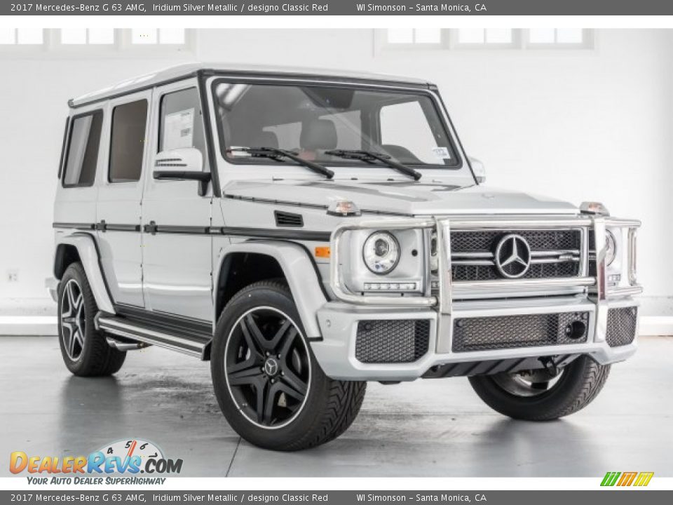 Front 3/4 View of 2017 Mercedes-Benz G 63 AMG Photo #12