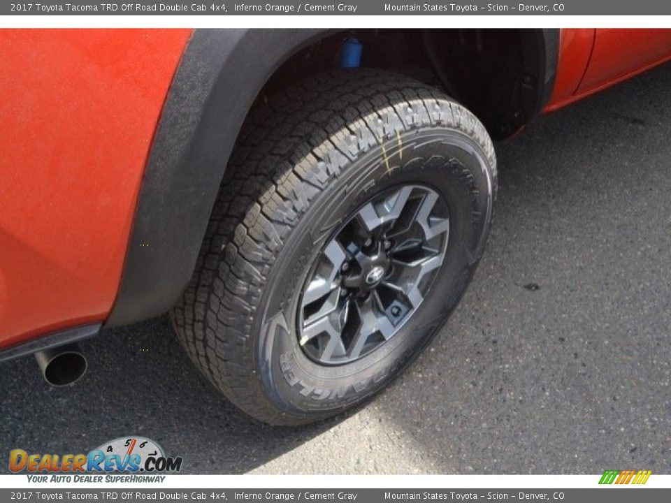 2017 Toyota Tacoma TRD Off Road Double Cab 4x4 Inferno Orange / Cement Gray Photo #9
