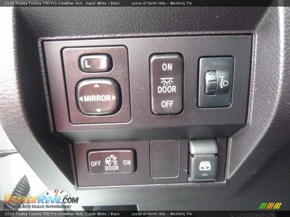 2016 Toyota Tundra TRD Pro CrewMax 4x4 Super White / Black Photo #13