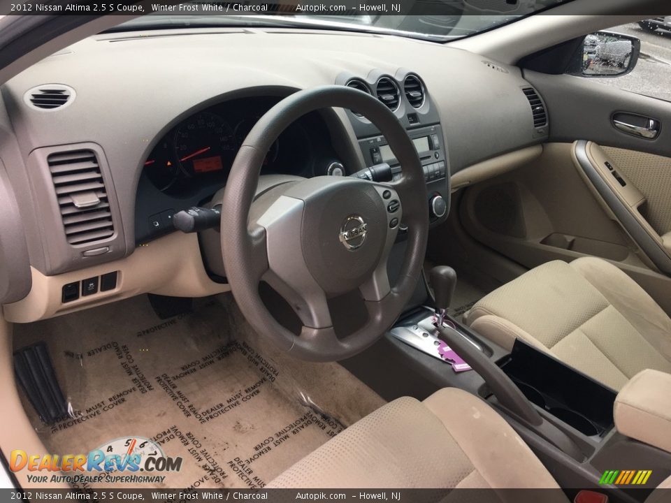 2012 Nissan Altima 2.5 S Coupe Winter Frost White / Charcoal Photo #11