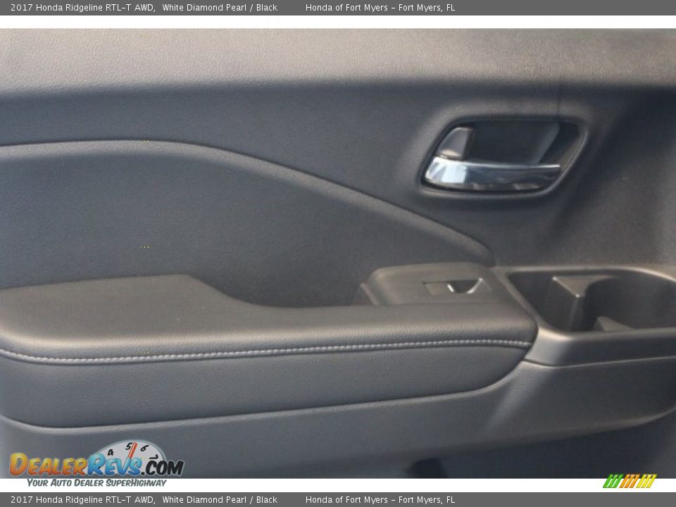 2017 Honda Ridgeline RTL-T AWD White Diamond Pearl / Black Photo #29