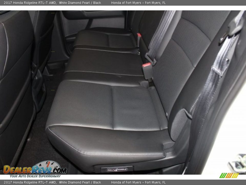 2017 Honda Ridgeline RTL-T AWD White Diamond Pearl / Black Photo #30