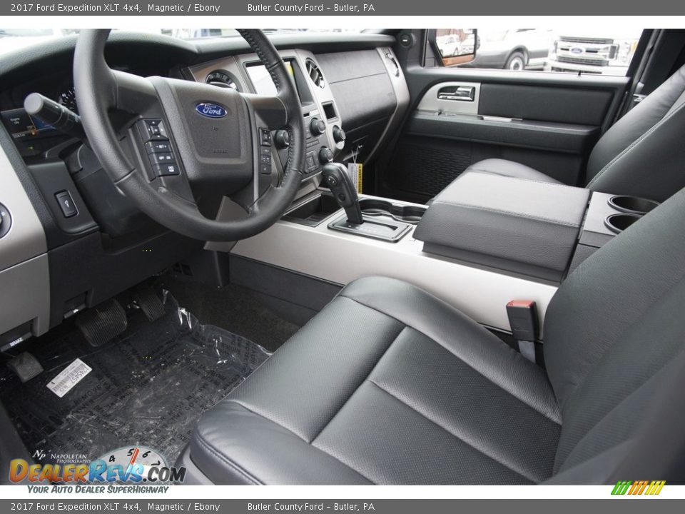 2017 Ford Expedition XLT 4x4 Magnetic / Ebony Photo #8