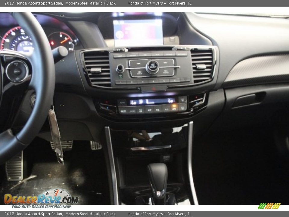 2017 Honda Accord Sport Sedan Modern Steel Metallic / Black Photo #16