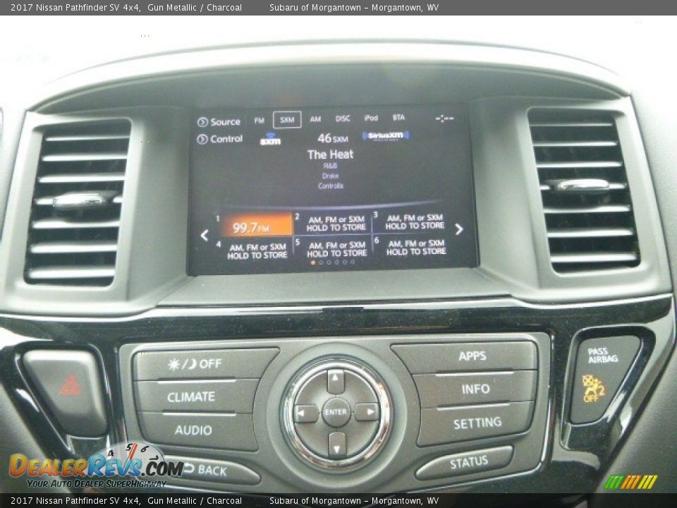 2017 Nissan Pathfinder SV 4x4 Gun Metallic / Charcoal Photo #18