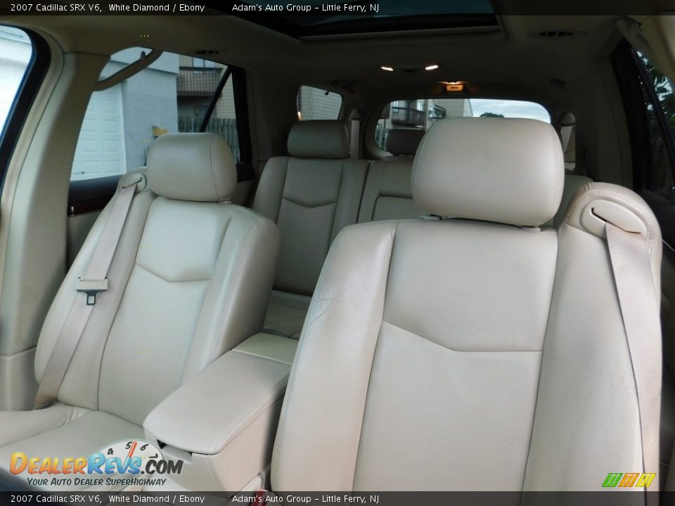 2007 Cadillac SRX V6 White Diamond / Ebony Photo #18