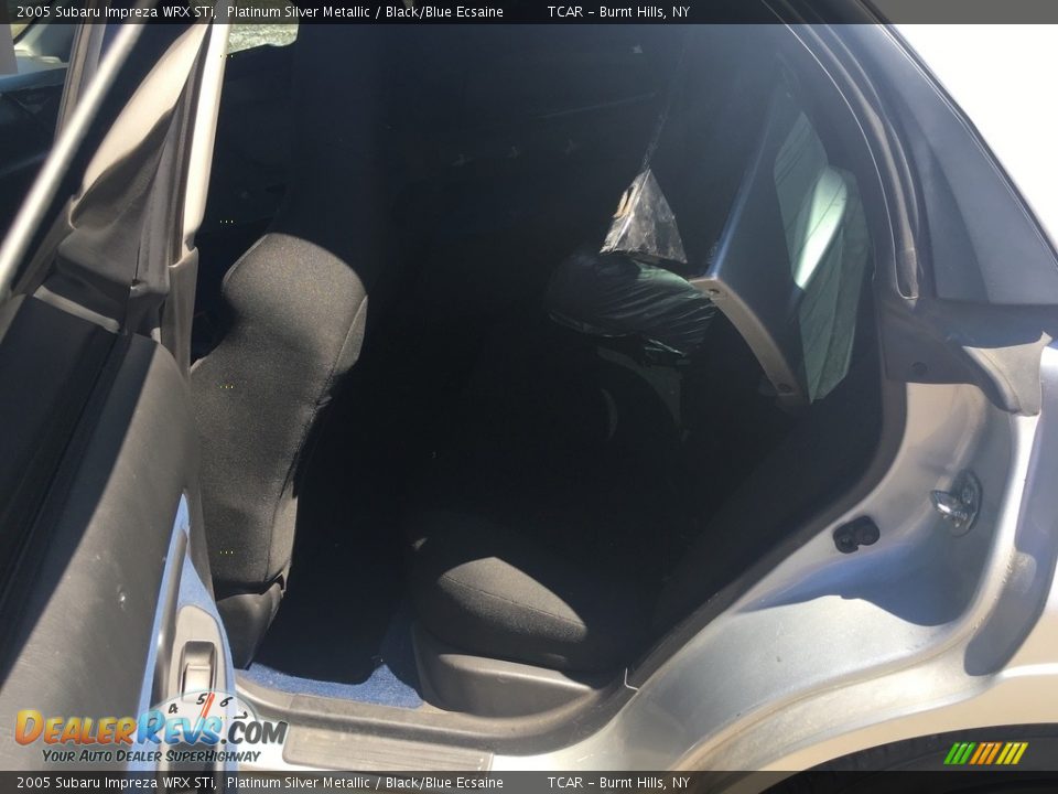 2005 Subaru Impreza WRX STi Platinum Silver Metallic / Black/Blue Ecsaine Photo #11