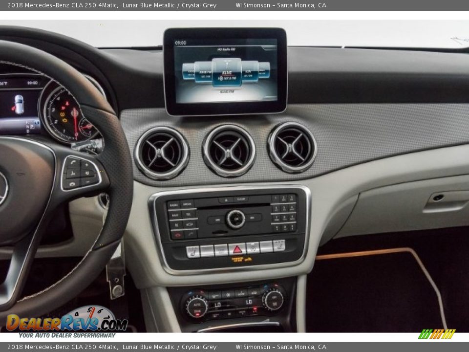 Controls of 2018 Mercedes-Benz GLA 250 4Matic Photo #5
