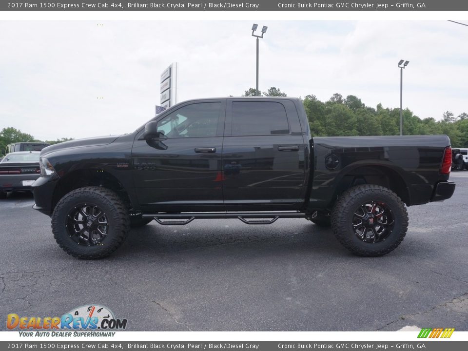 2017 Ram 1500 Express Crew Cab 4x4 Brilliant Black Crystal Pearl / Black/Diesel Gray Photo #4