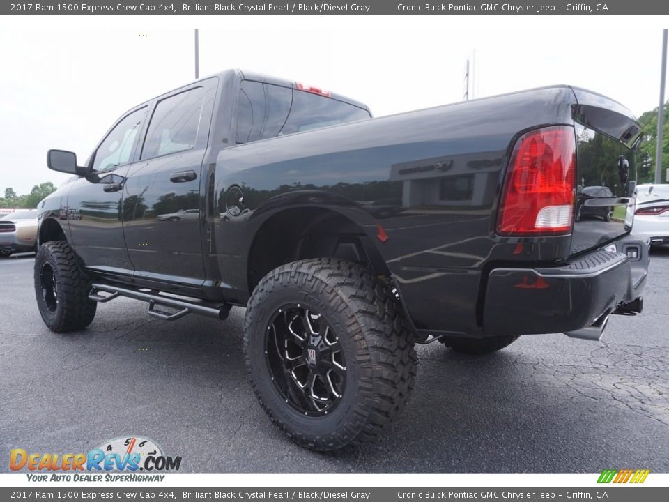 2017 Ram 1500 Express Crew Cab 4x4 Brilliant Black Crystal Pearl / Black/Diesel Gray Photo #5