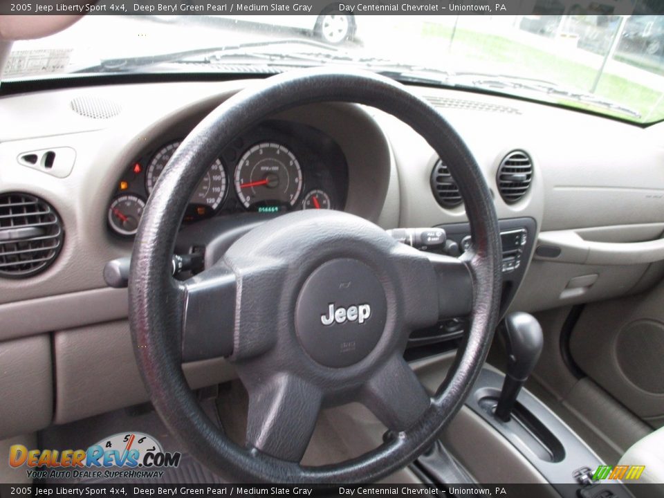2005 Jeep Liberty Sport 4x4 Deep Beryl Green Pearl / Medium Slate Gray Photo #23