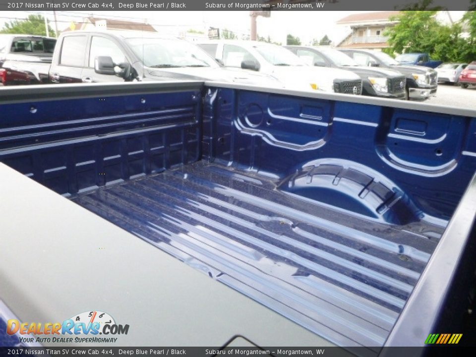2017 Nissan Titan SV Crew Cab 4x4 Deep Blue Pearl / Black Photo #6