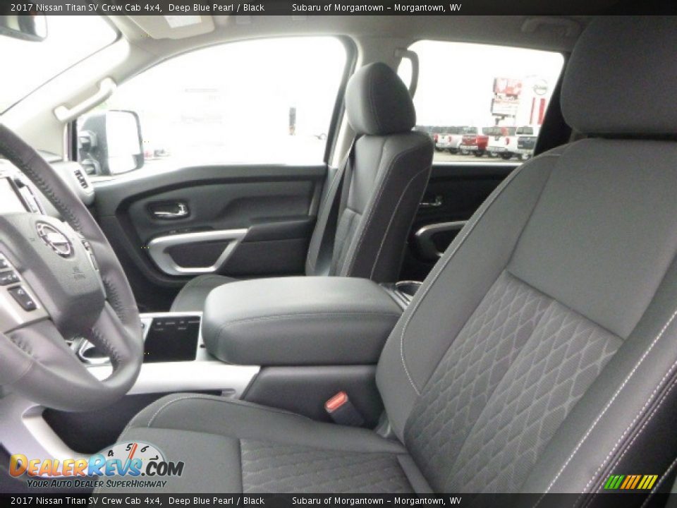 Front Seat of 2017 Nissan Titan SV Crew Cab 4x4 Photo #14