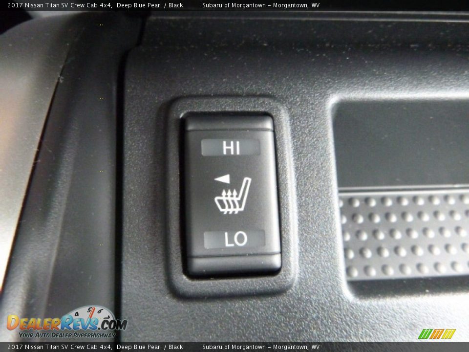 2017 Nissan Titan SV Crew Cab 4x4 Deep Blue Pearl / Black Photo #20
