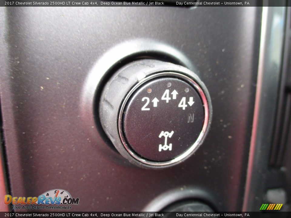 2017 Chevrolet Silverado 2500HD LT Crew Cab 4x4 Deep Ocean Blue Metallic / Jet Black Photo #15
