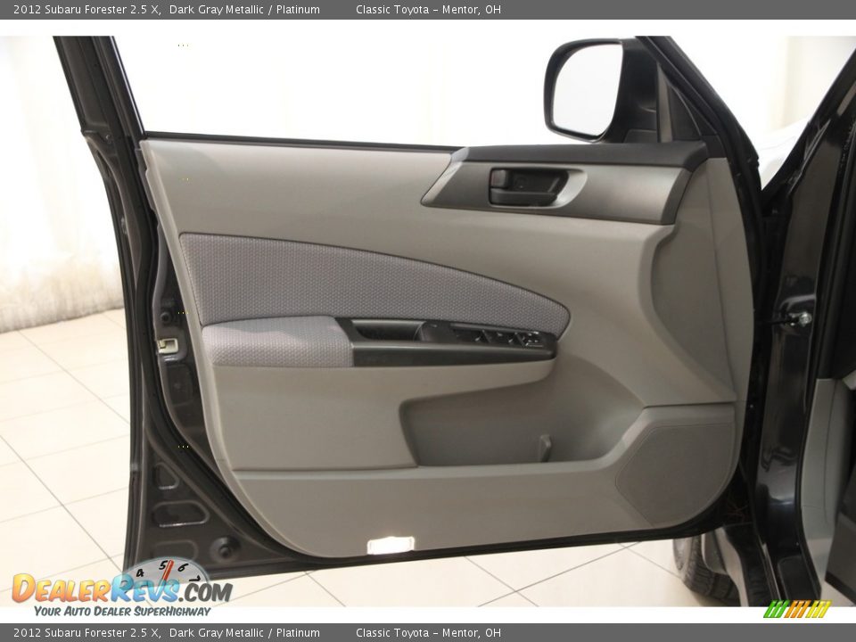 2012 Subaru Forester 2.5 X Dark Gray Metallic / Platinum Photo #4