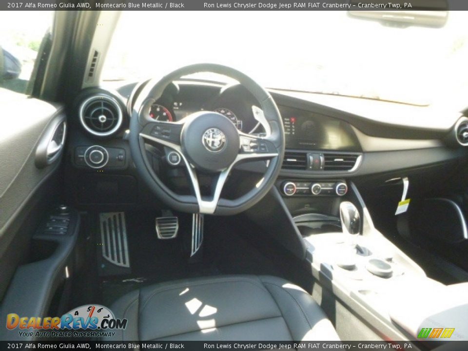 2017 Alfa Romeo Giulia AWD Montecarlo Blue Metallic / Black Photo #18