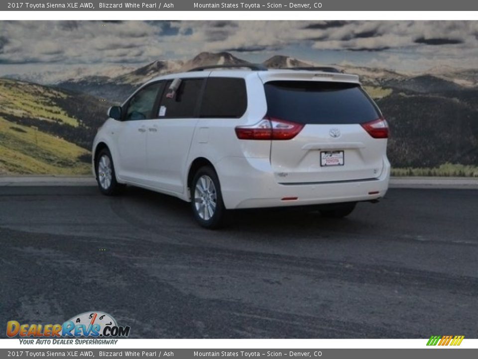 2017 Toyota Sienna XLE AWD Blizzard White Pearl / Ash Photo #3
