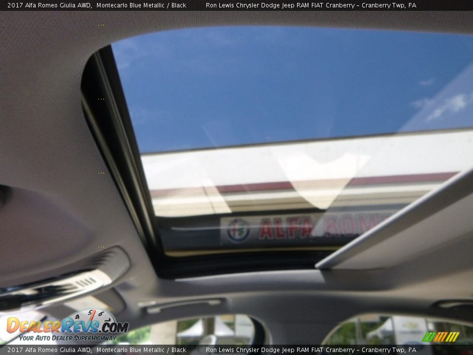 2017 Alfa Romeo Giulia AWD Montecarlo Blue Metallic / Black Photo #24