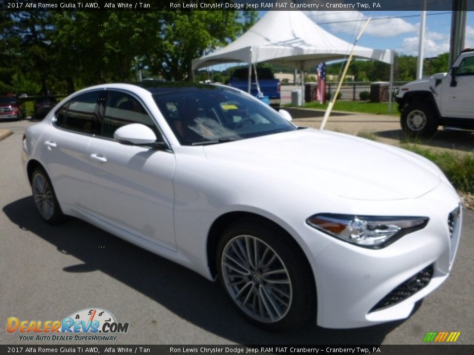 2017 Alfa Romeo Giulia Ti AWD Alfa White / Tan Photo #10