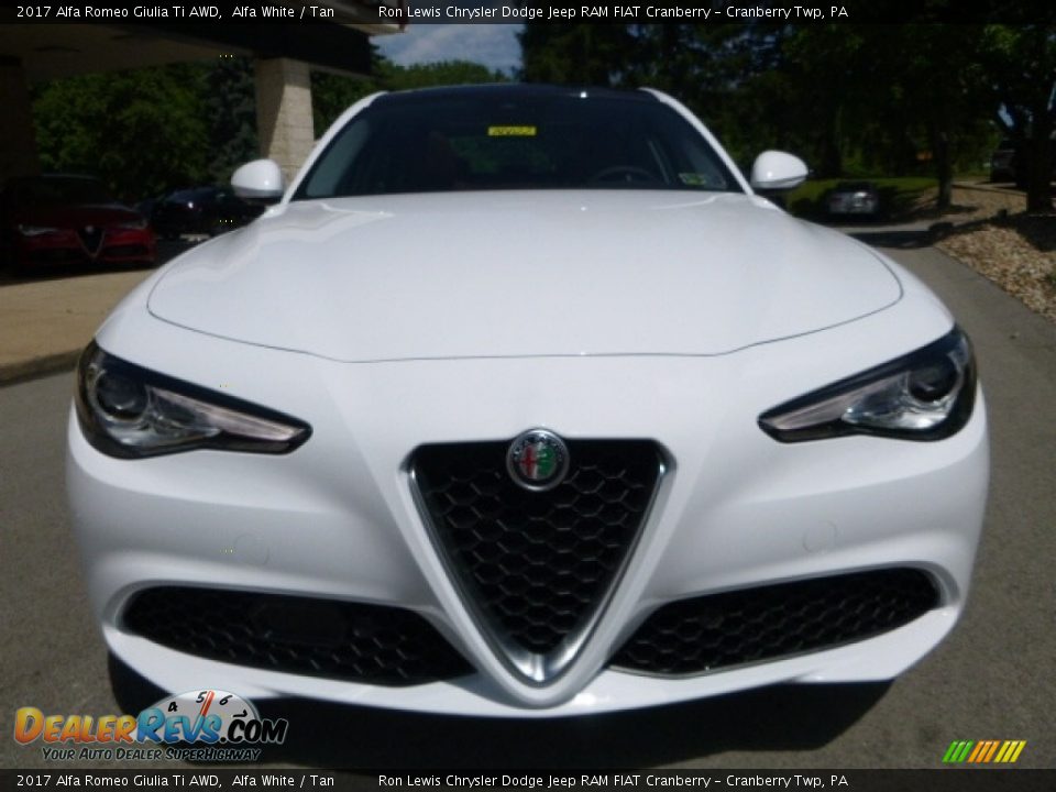 2017 Alfa Romeo Giulia Ti AWD Alfa White / Tan Photo #12
