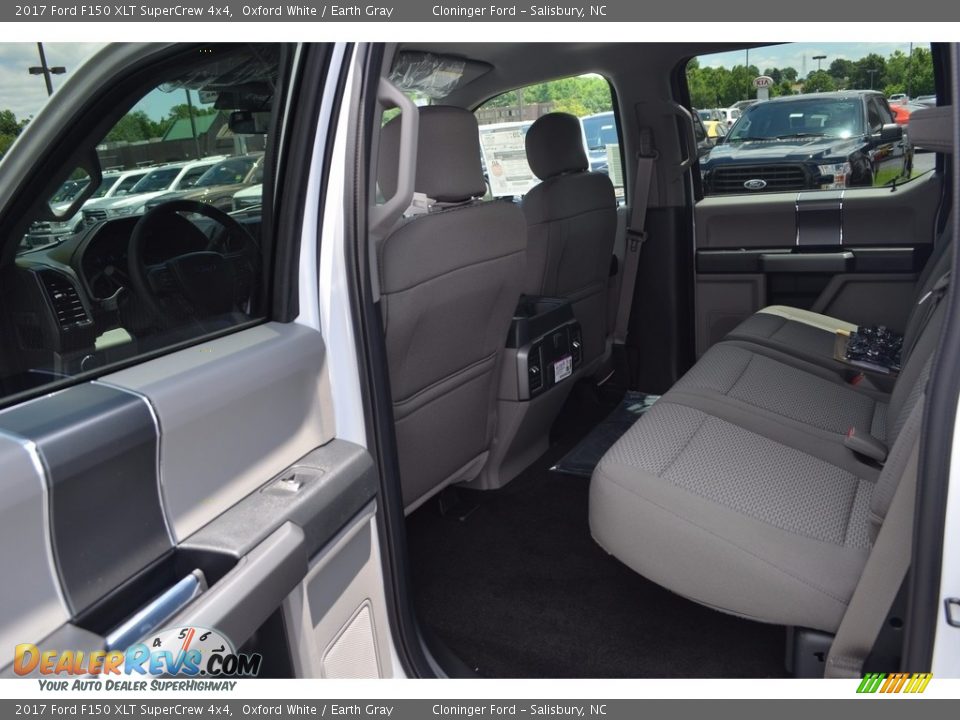 2017 Ford F150 XLT SuperCrew 4x4 Oxford White / Earth Gray Photo #10
