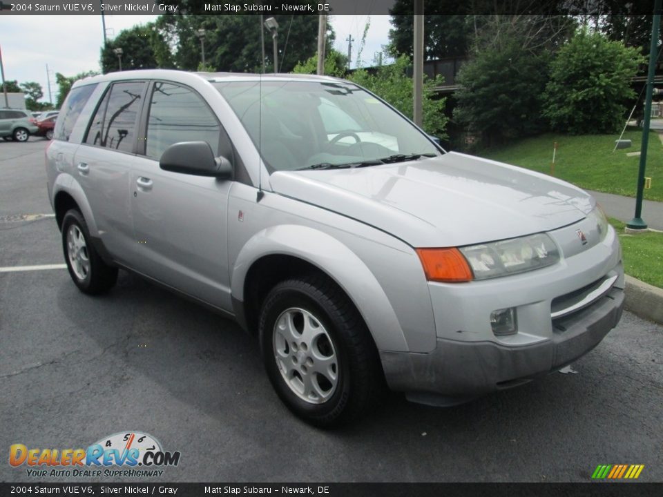 2004 Saturn VUE V6 Silver Nickel / Gray Photo #4