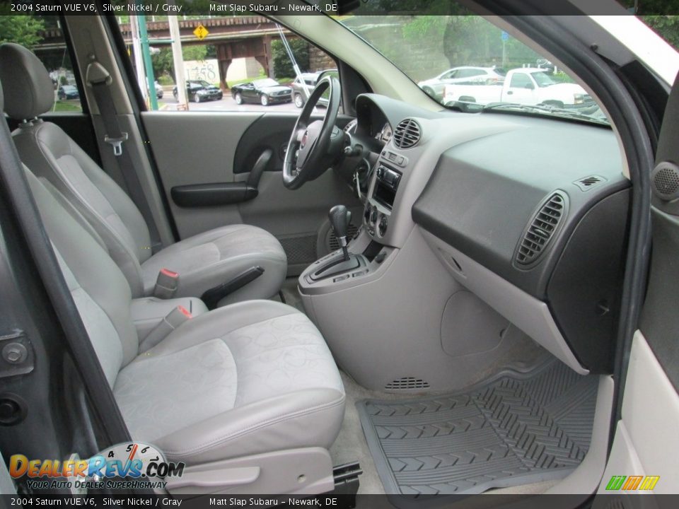 2004 Saturn VUE V6 Silver Nickel / Gray Photo #12