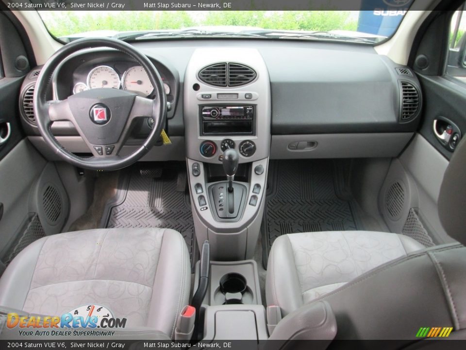 2004 Saturn VUE V6 Silver Nickel / Gray Photo #17