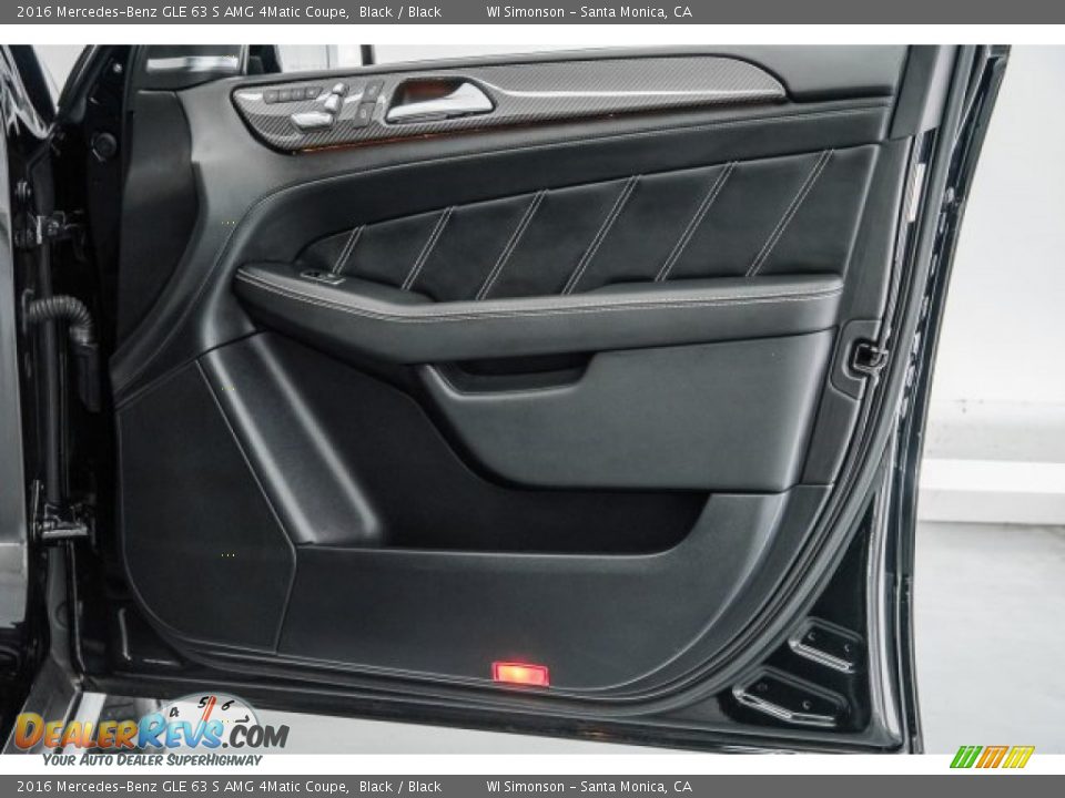 Door Panel of 2016 Mercedes-Benz GLE 63 S AMG 4Matic Coupe Photo #28