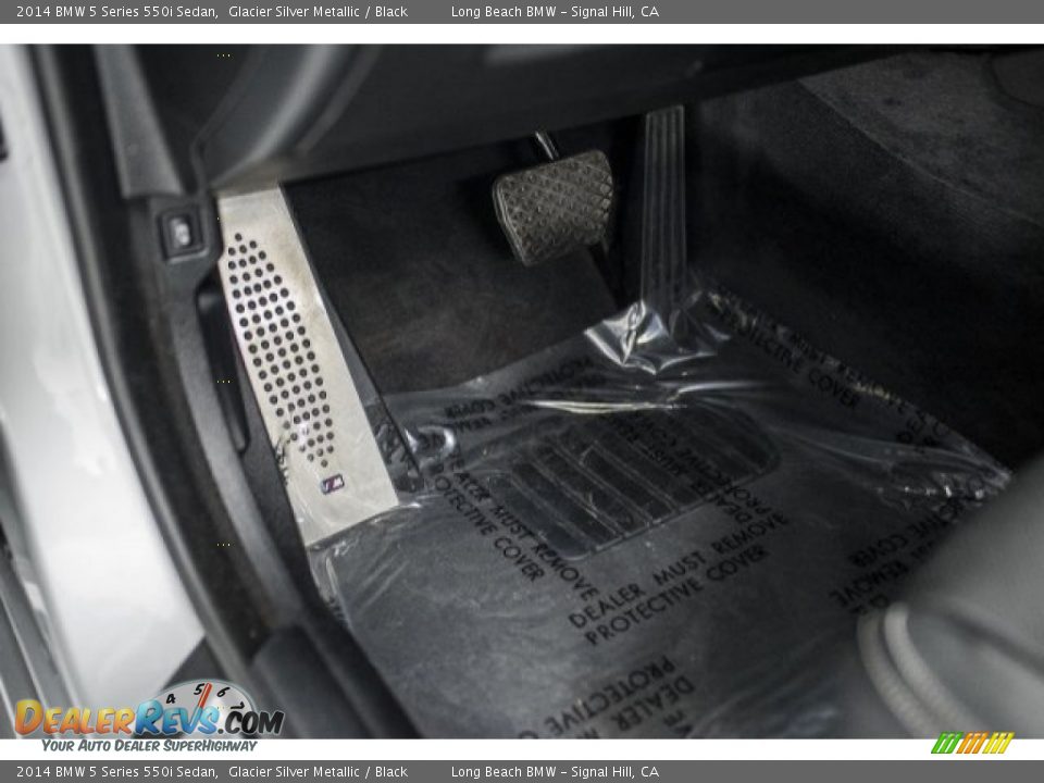 2014 BMW 5 Series 550i Sedan Glacier Silver Metallic / Black Photo #15