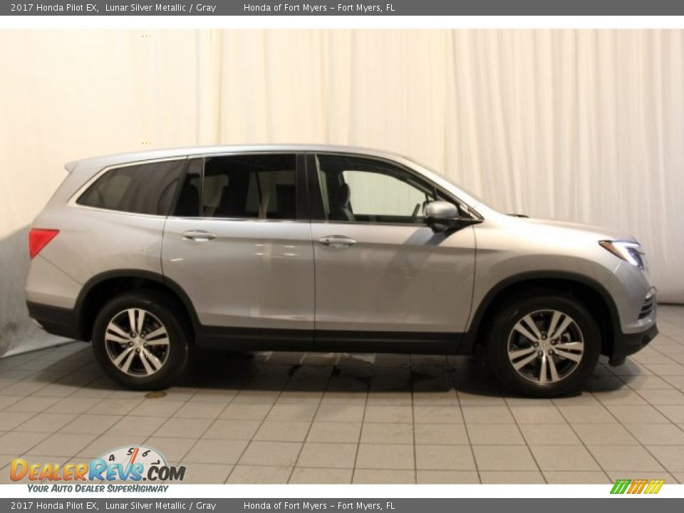 2017 Honda Pilot EX Lunar Silver Metallic / Gray Photo #2