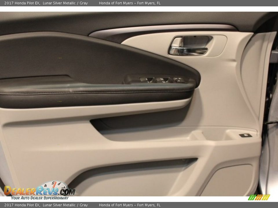 2017 Honda Pilot EX Lunar Silver Metallic / Gray Photo #8