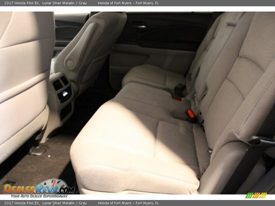 2017 Honda Pilot EX Lunar Silver Metallic / Gray Photo #26