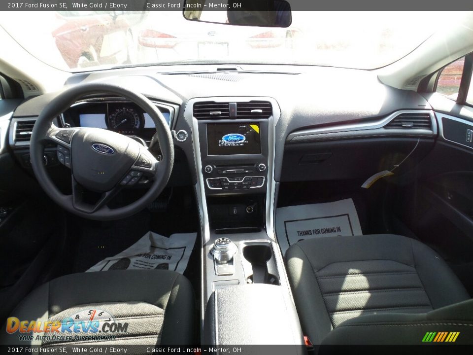 2017 Ford Fusion SE White Gold / Ebony Photo #3