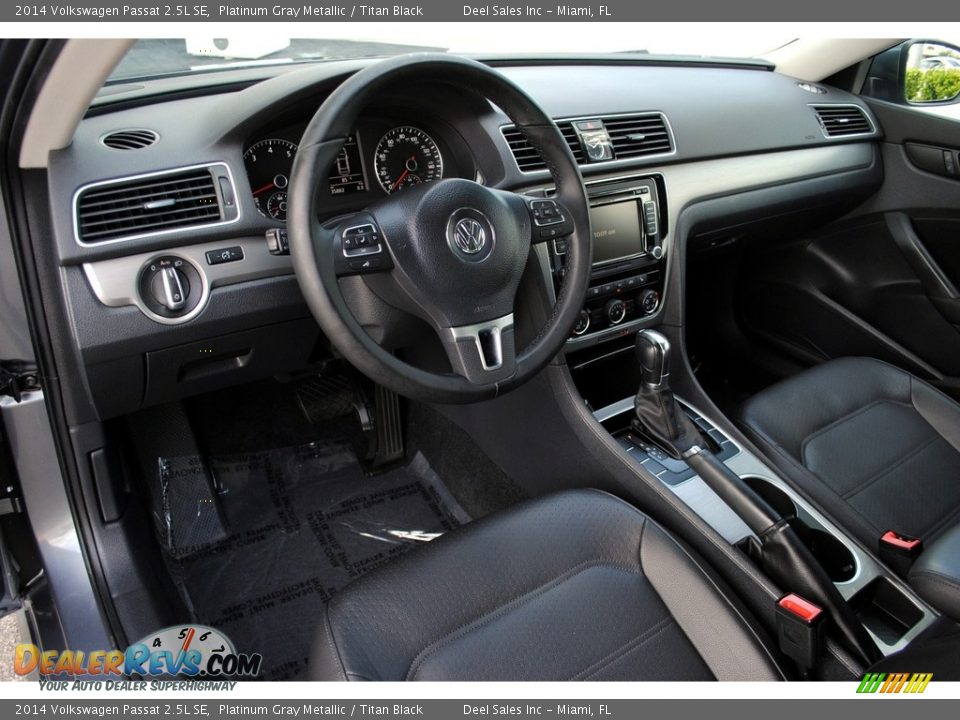 2014 Volkswagen Passat 2.5L SE Platinum Gray Metallic / Titan Black Photo #13
