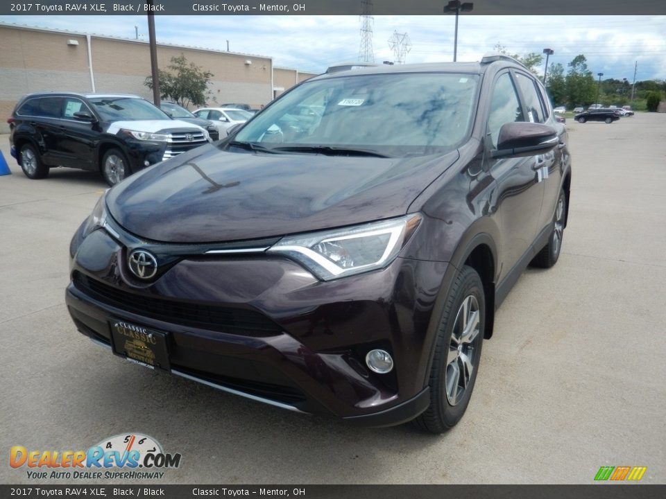 2017 Toyota RAV4 XLE Black / Black Photo #1