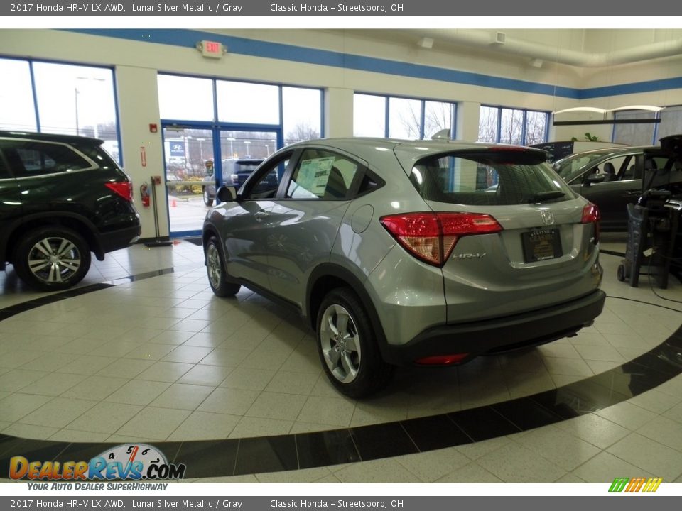 2017 Honda HR-V LX AWD Lunar Silver Metallic / Gray Photo #2