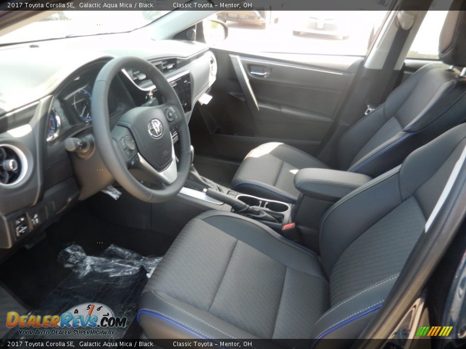2017 Toyota Corolla SE Galactic Aqua Mica / Black Photo #3