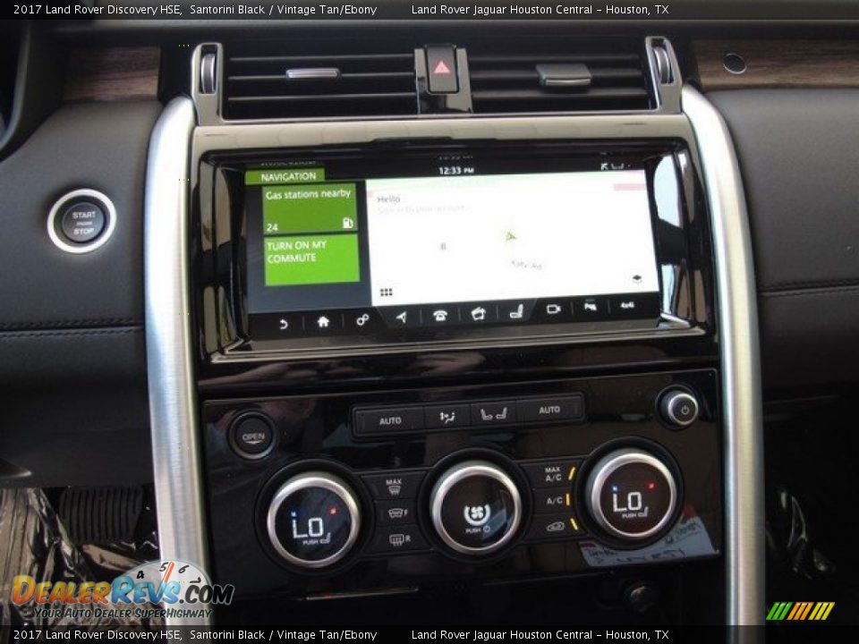 Controls of 2017 Land Rover Discovery HSE Photo #20