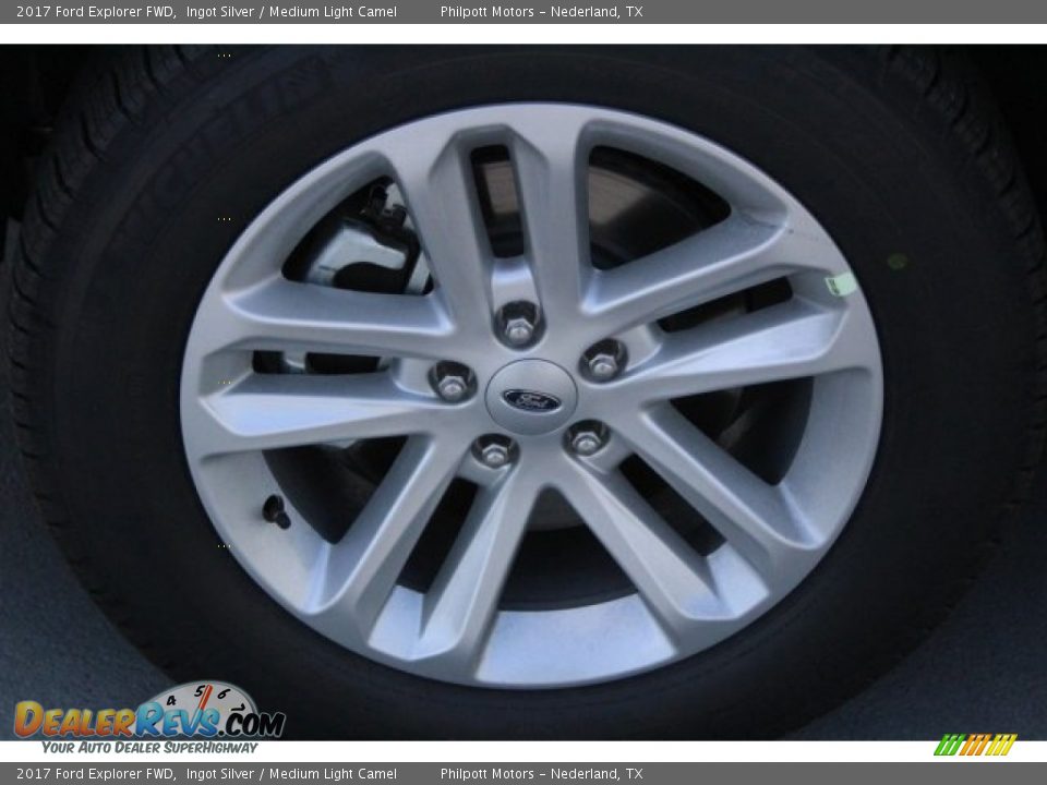 2017 Ford Explorer FWD Ingot Silver / Medium Light Camel Photo #4