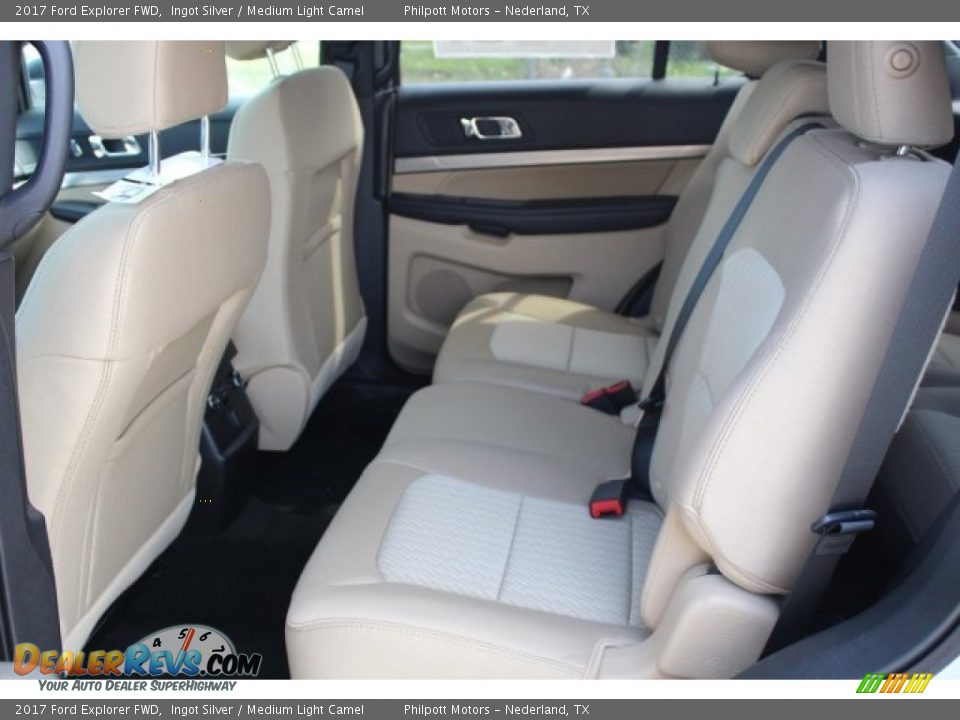 2017 Ford Explorer FWD Ingot Silver / Medium Light Camel Photo #19